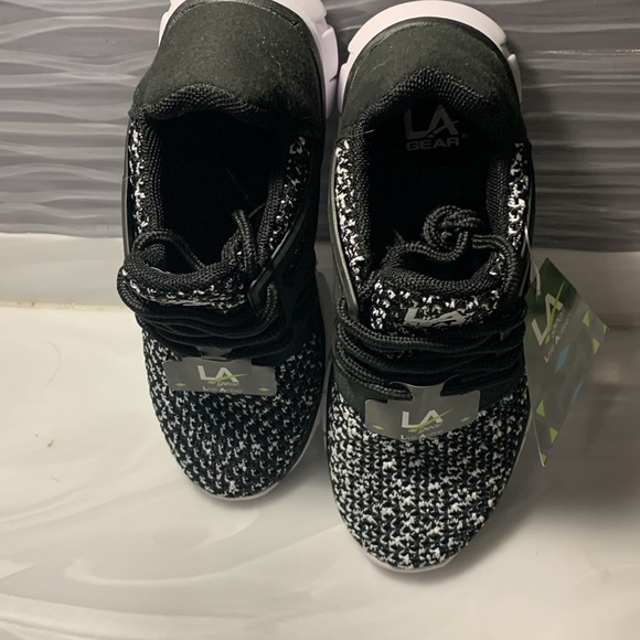 LA Gear Live active Brody Tennis Shoes NEW Size Child’s 1 Black/White VERY RARE - Picture 5 of 8